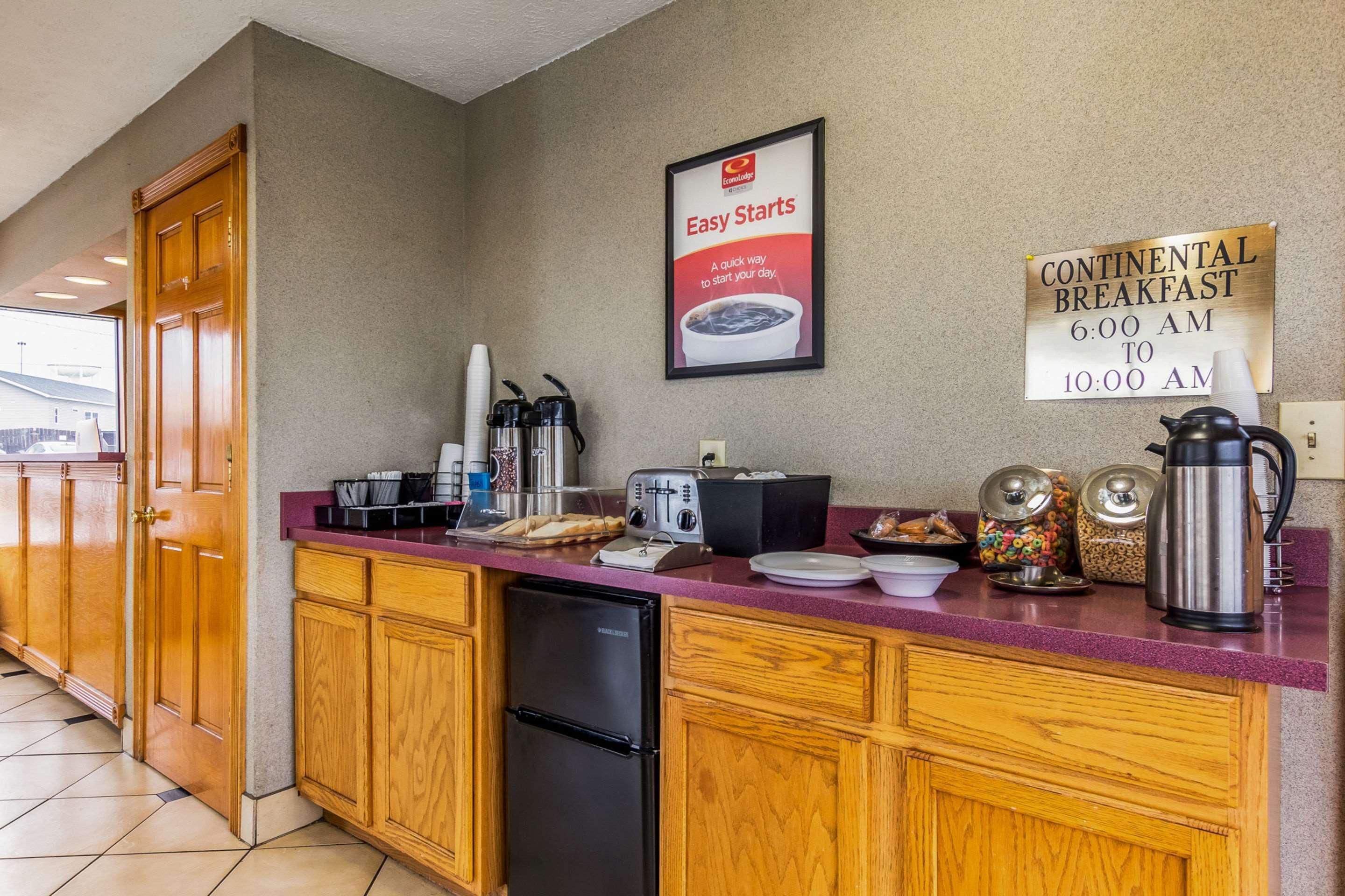 Econo Lodge Seymour Eksteriør billede