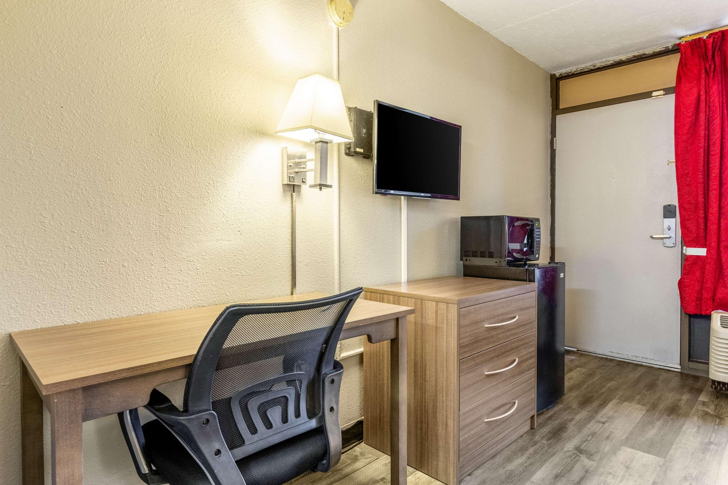 Econo Lodge Seymour Eksteriør billede
