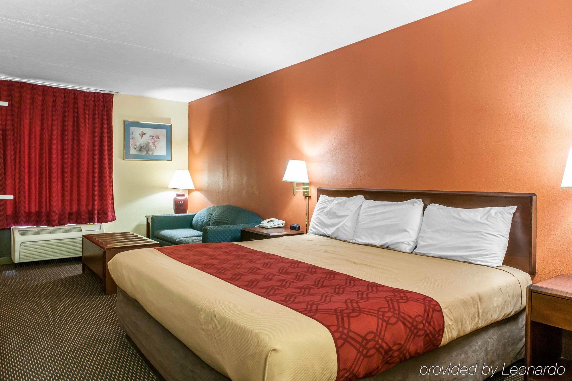 Econo Lodge Seymour Eksteriør billede