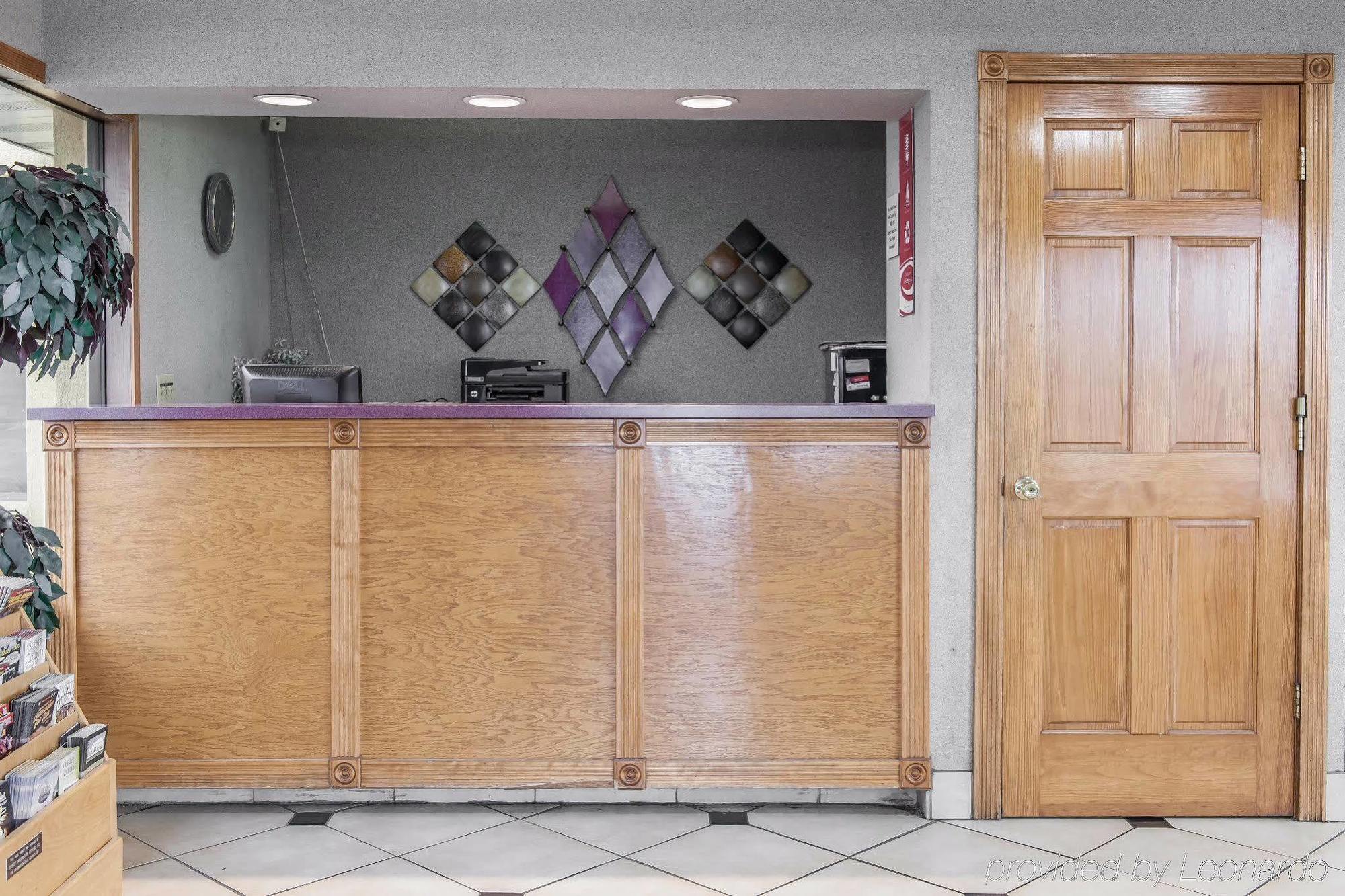 Econo Lodge Seymour Eksteriør billede