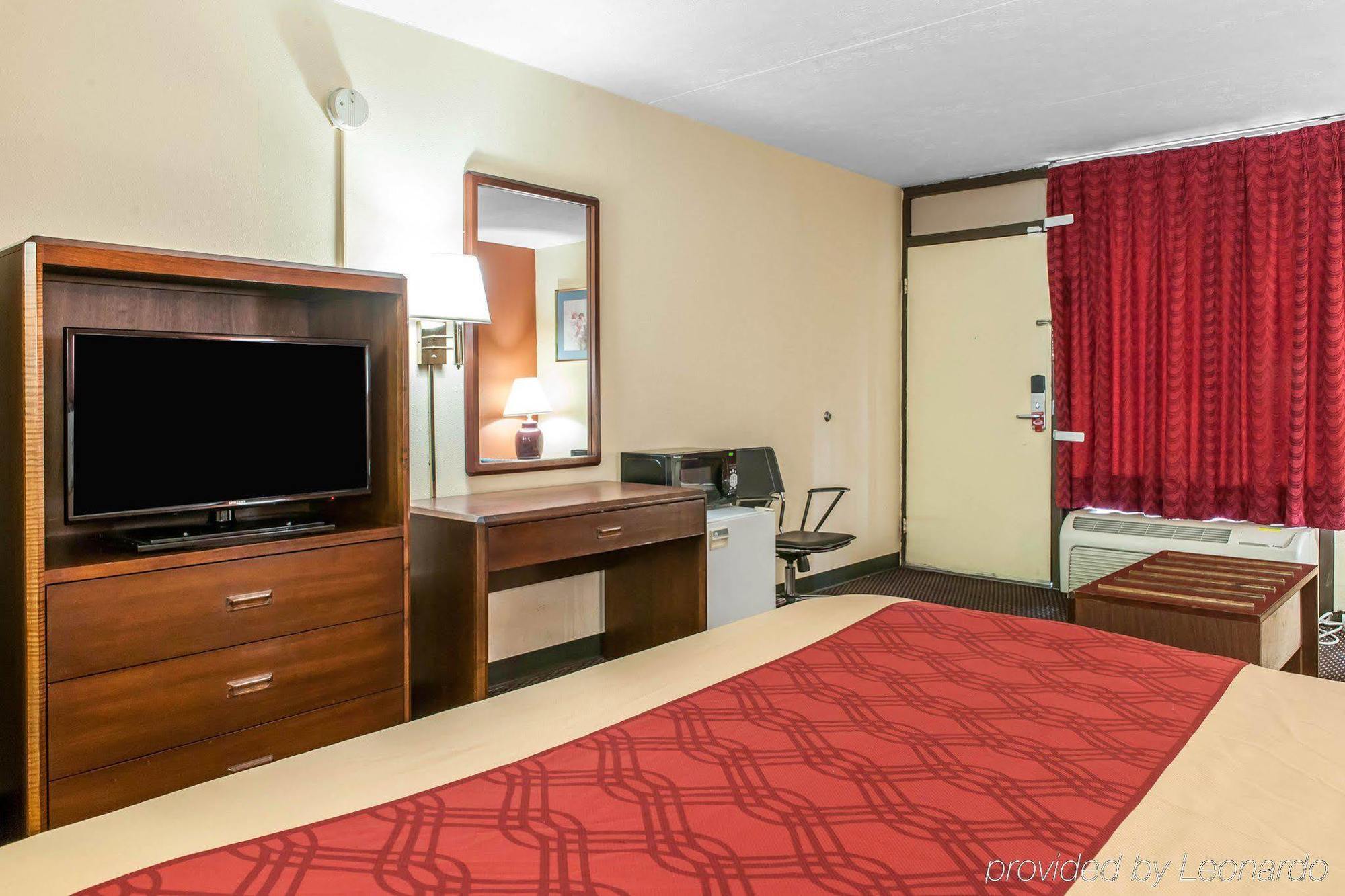 Econo Lodge Seymour Eksteriør billede